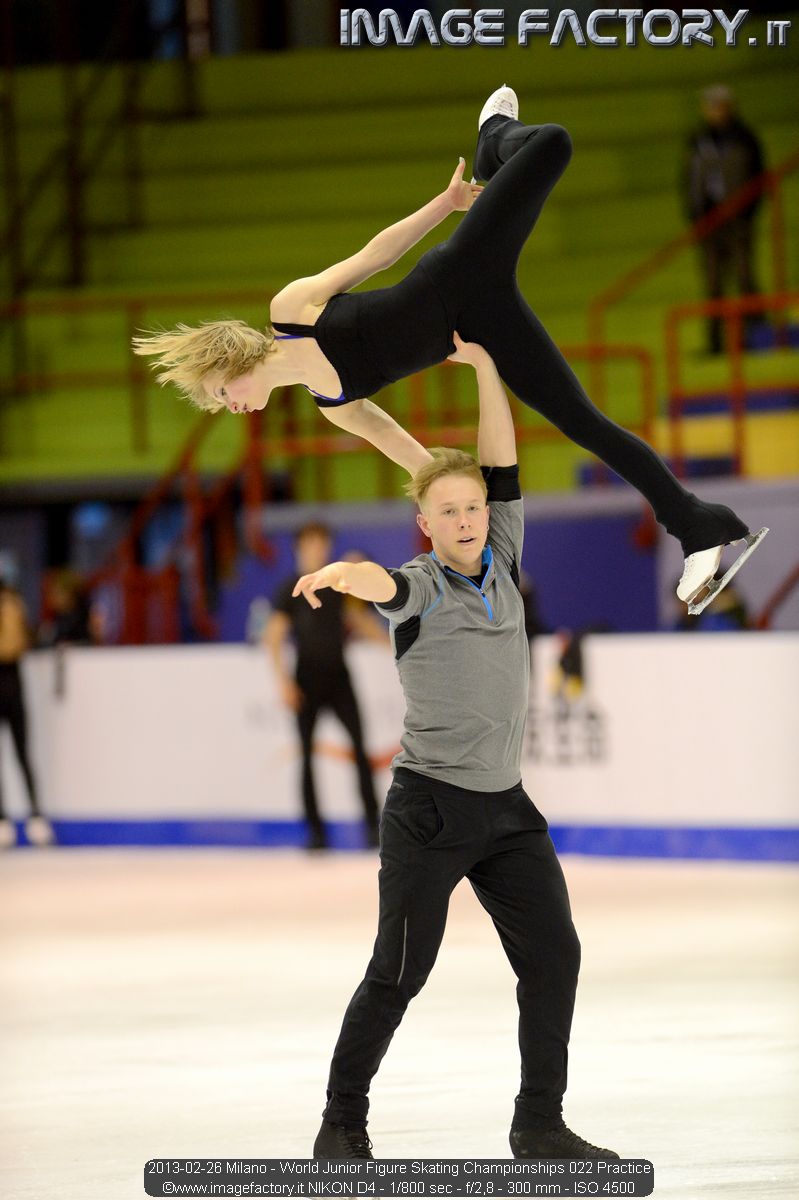 2013-02-26 Milano - World Junior Figure Skating Championships 022 Practice